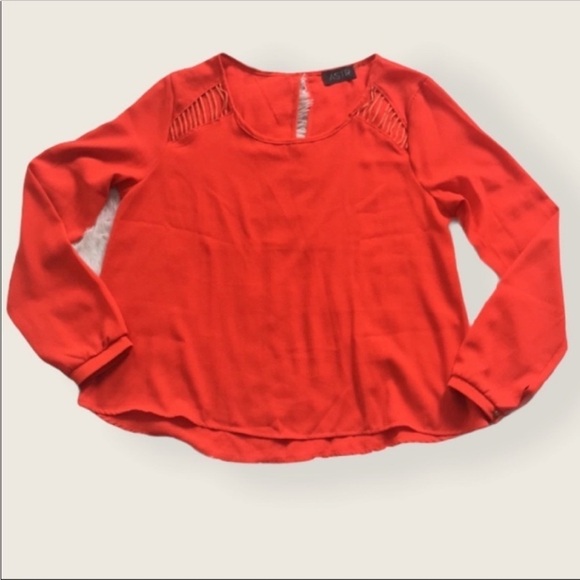 Astr Top Blouse cage Shoulder Orange Flow Top
Size Med - Picture 3 of 9